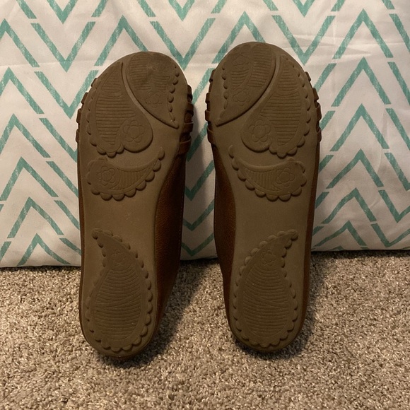 2FOR$11
POP NELLY FLATS 🥿 - Picture 5 of 15